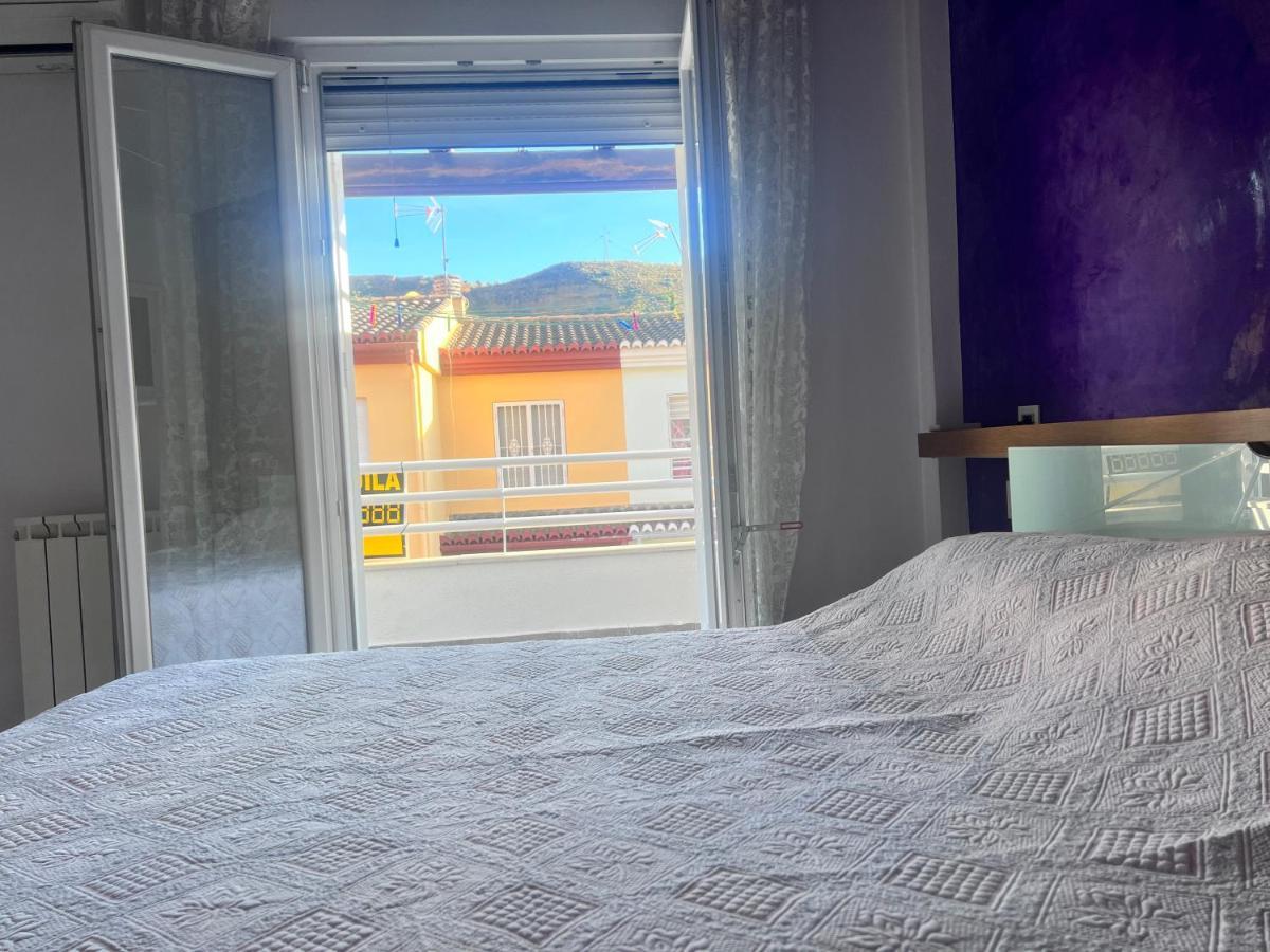 Casa Ideal Familias Y Grupos Con Balcones Exterior Soleada Patios Cerca Alhambra, Sierra Nevada, Rio Genil, Lancha Del Genil, Parque Llano Y Reloj Del Sol Con Barbacoas, Campo De Futbol, Circuito Gimnasia Lägenhet Granada Exteriör bild